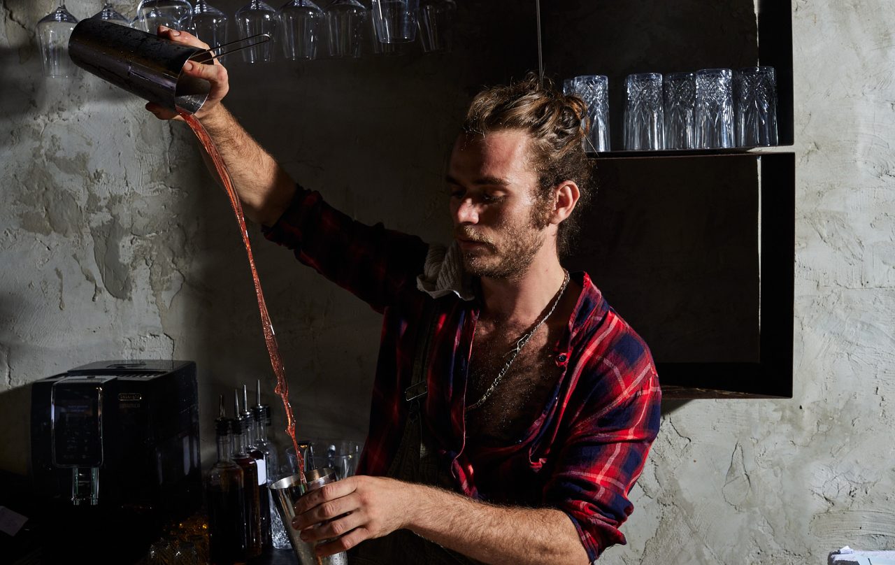 2DB30CCA-20BA-4AB5-B9EC-13FADF2C2ECC